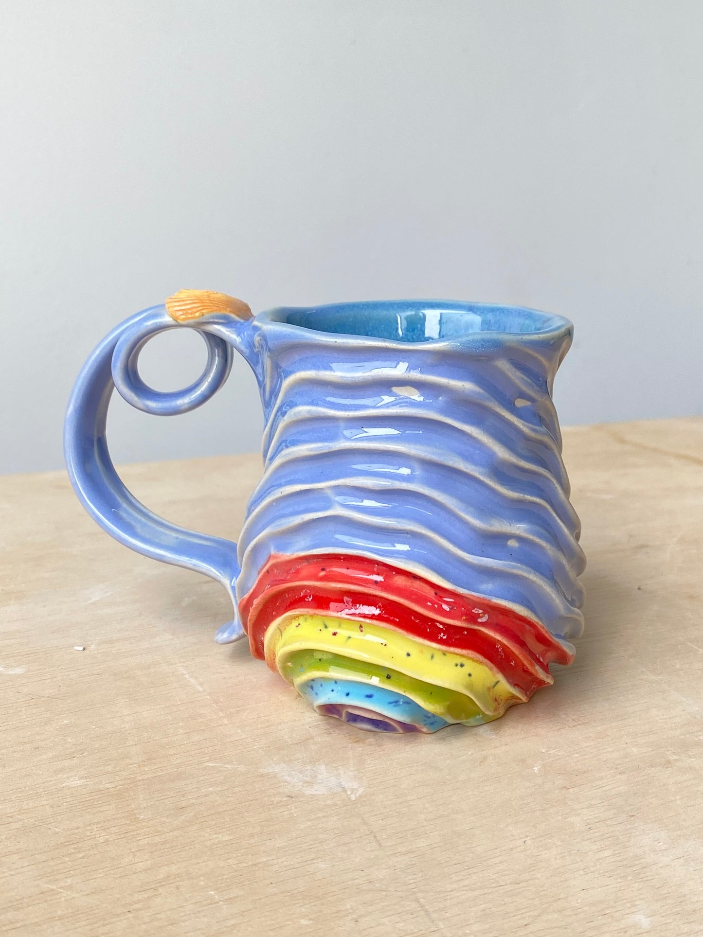 'Surface Blue' Rainbow Seabed Mug (2)